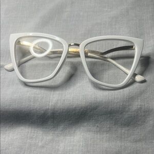 Chic White Cat-Eye Glasses